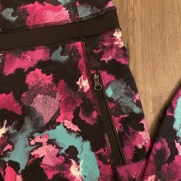 LULULEMON leggings with mesh zipper pockets Size 4 - Picture 8 of 9